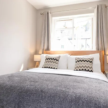 Holiday home Dovestones