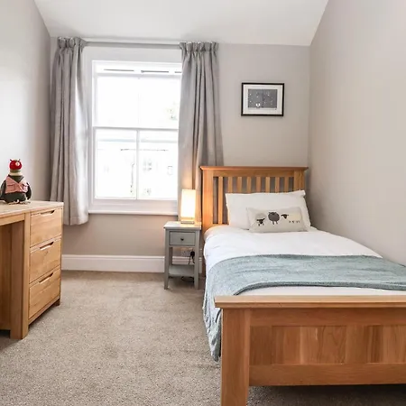 Holiday home Dovestones *